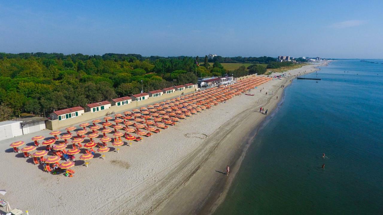 I Tre Moschettieri Camping Village Лидо ди Помпоза Екстериор снимка