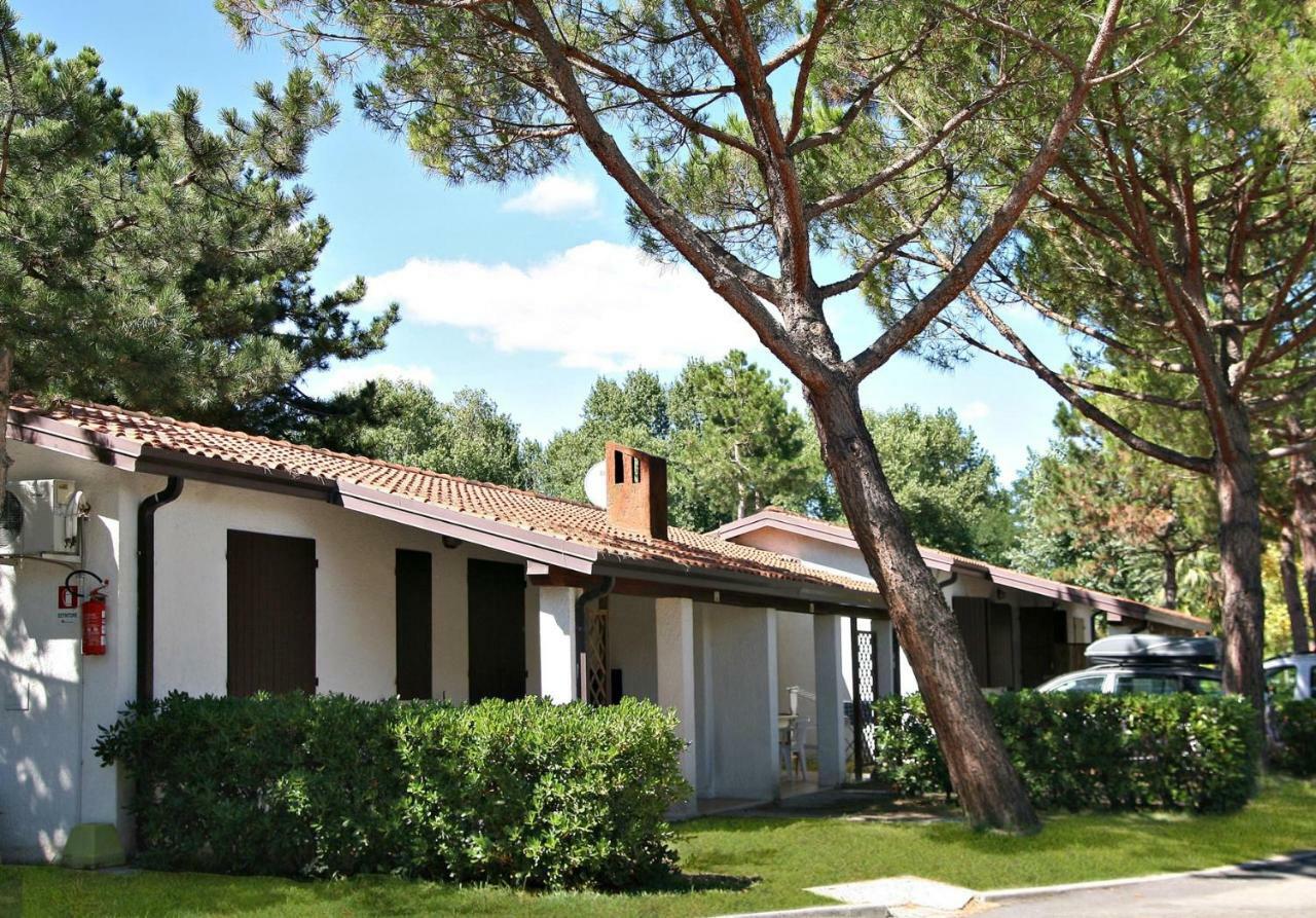 I Tre Moschettieri Camping Village Лидо ди Помпоза Екстериор снимка
