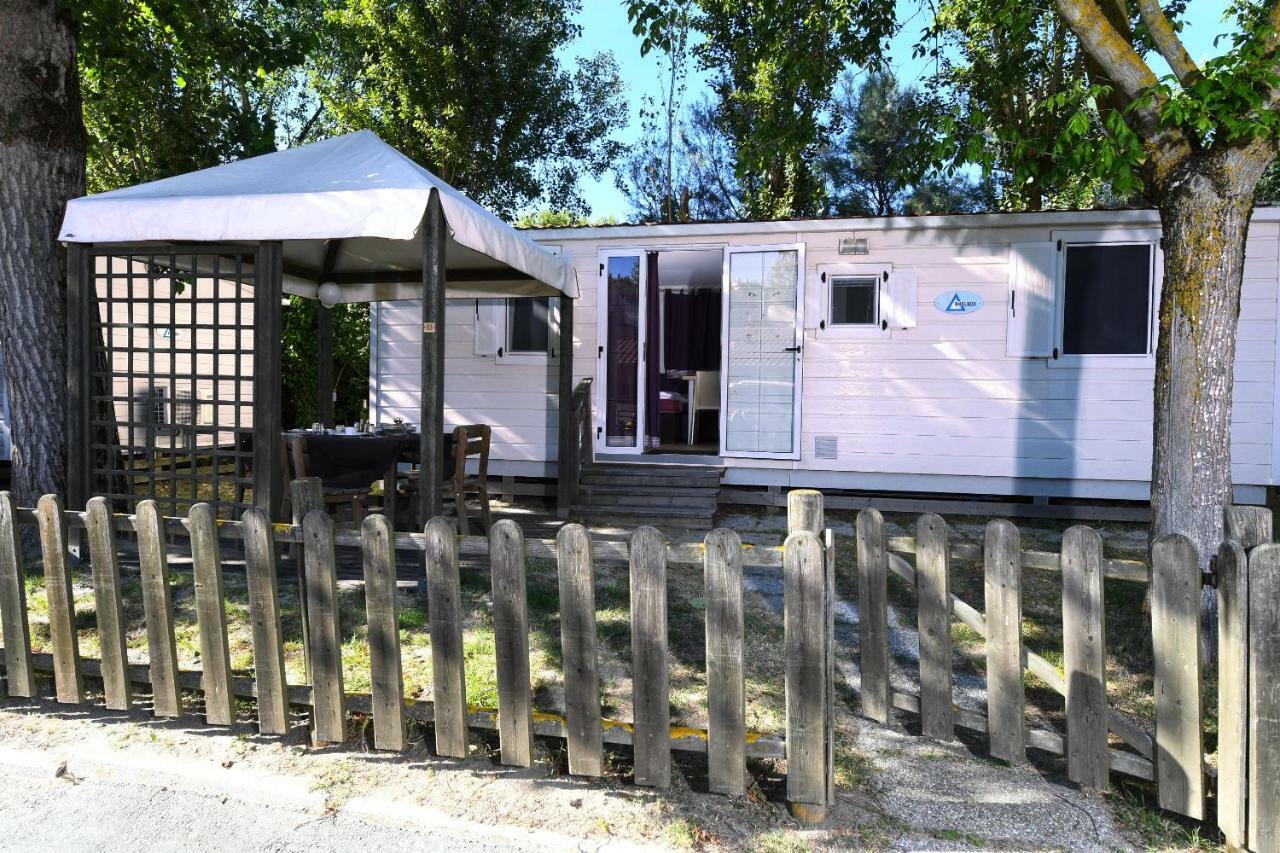I Tre Moschettieri Camping Village Лидо ди Помпоза Екстериор снимка
