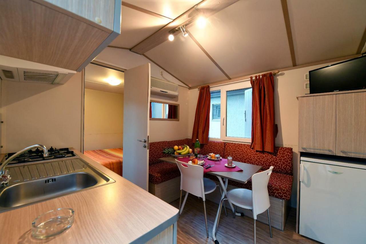I Tre Moschettieri Camping Village Лидо ди Помпоза Екстериор снимка
